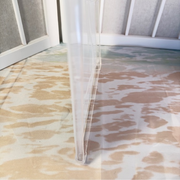 IPad Cover - Picture 11 of 13